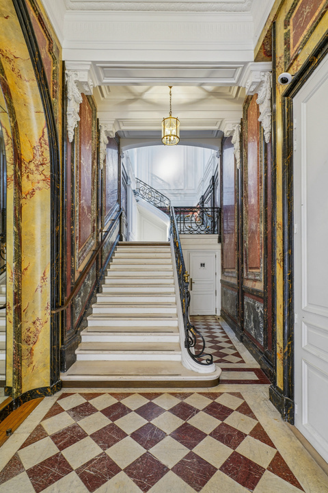 Kaspia Réceptions & Lieux Atypiques au 76 Faubourg